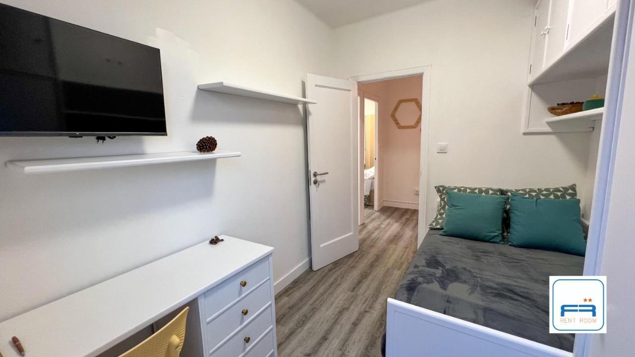 Amplia Casa De 9 Hab, Cabral. Villa Vigo Kültér fotó