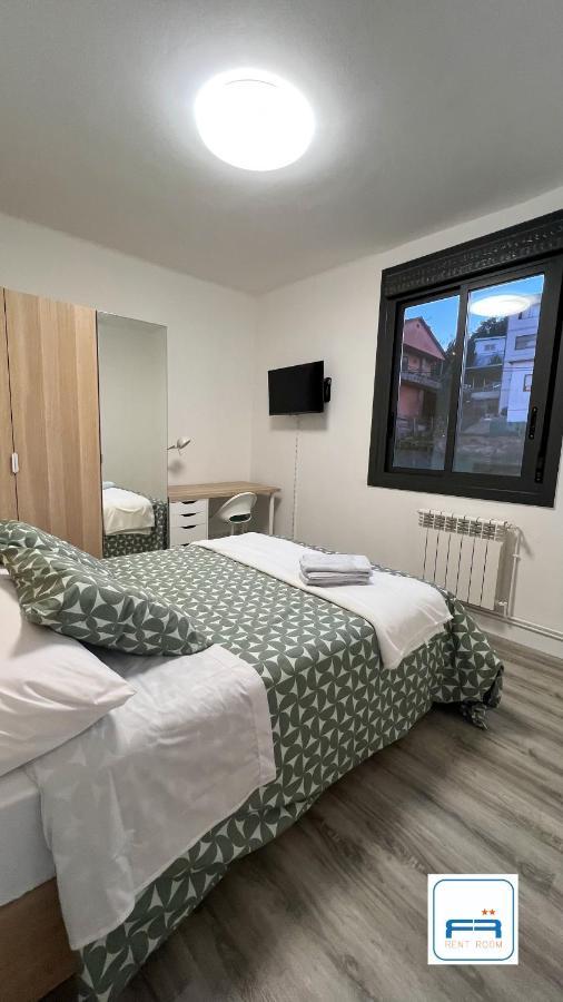 Amplia Casa De 9 Hab, Cabral. Villa Vigo Kültér fotó