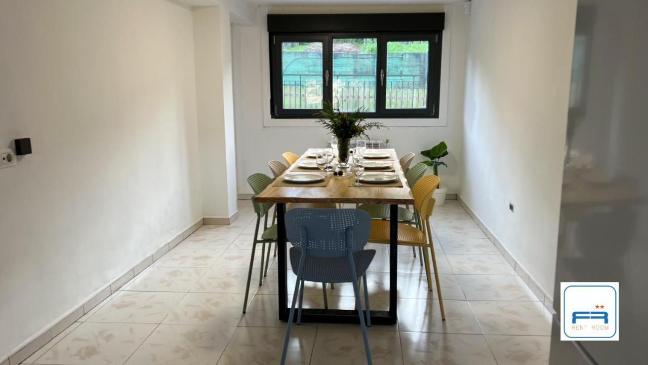 Amplia Casa De 9 Hab, Cabral. Villa Vigo Kültér fotó